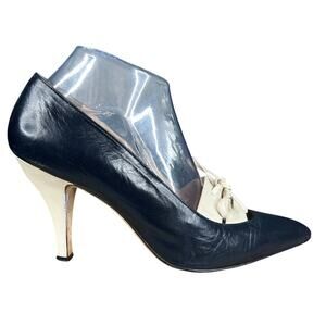 Vintage Manolo Blahnik Women’s Blue Cream Leather Heels Size 39 US 7.5
